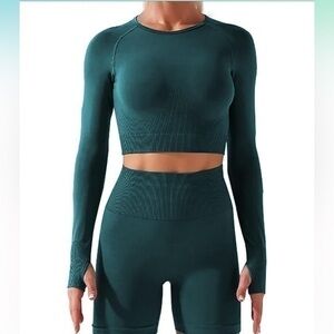 Green Long Sleeve Yoga Shirts